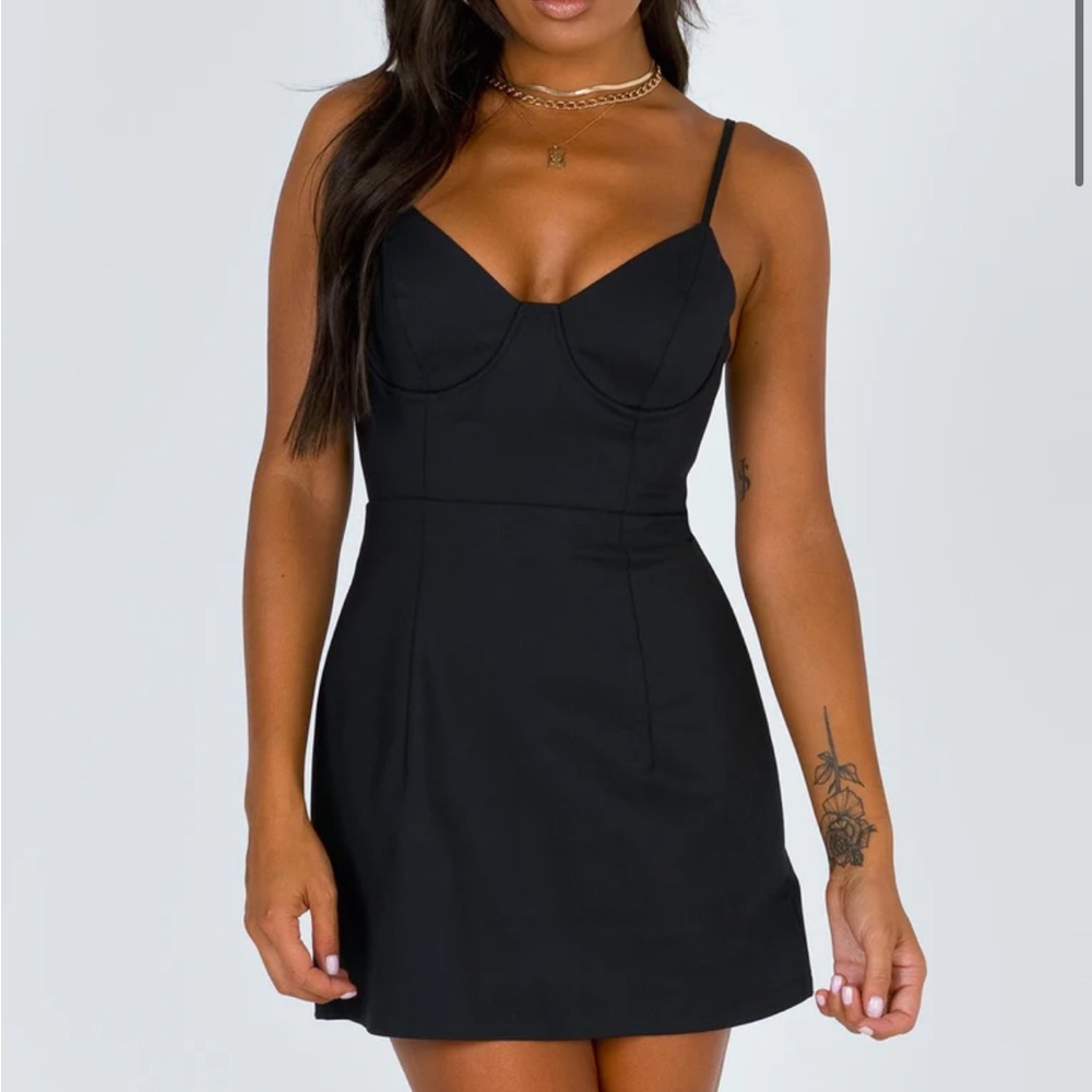 NWT Novella Dress